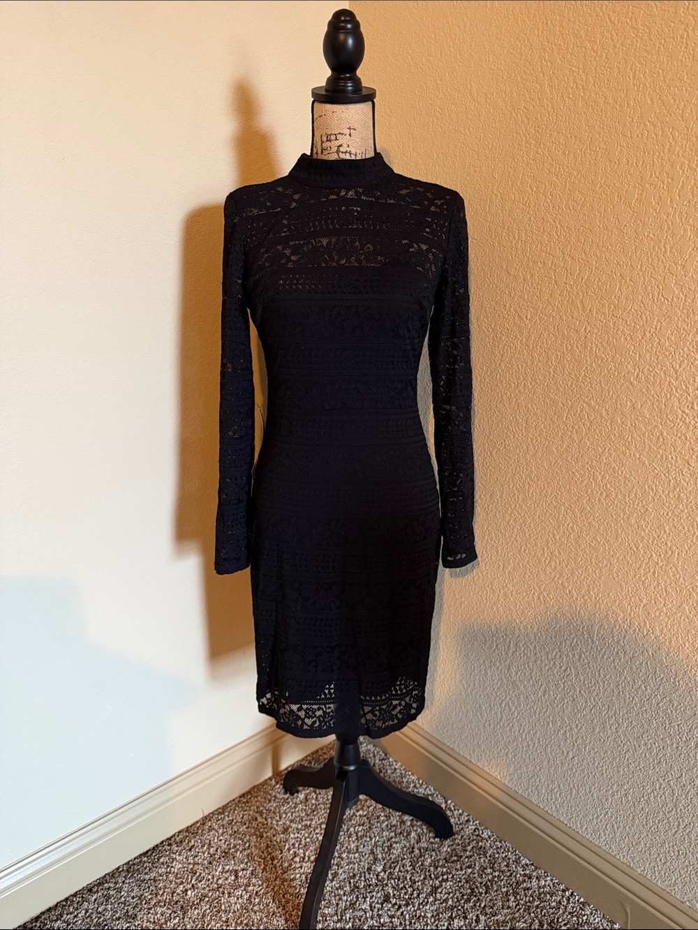 bebe Black Lace Long-Sleeve Sheath Dress